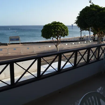 Apartamento Front Line Apartman *